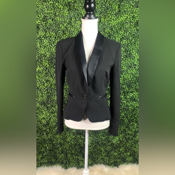 Burberry Jackets & Blazers - Burberry silk blend blazer
